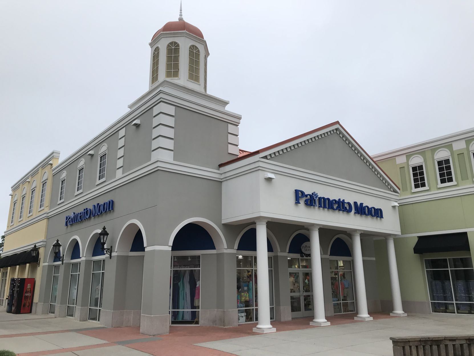 Palmetto Moon at Tanger Outlets (copy)